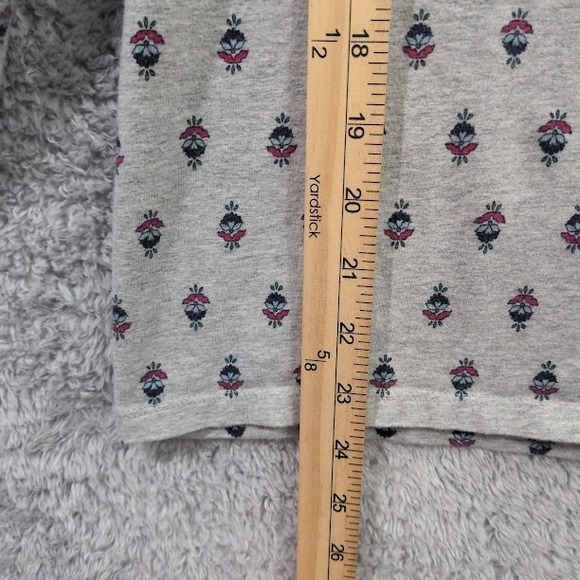 Talbots Women's The Talbot Tee Top Medium Gray Paisley Print Stretch Round Neck - Picture 5 of 9